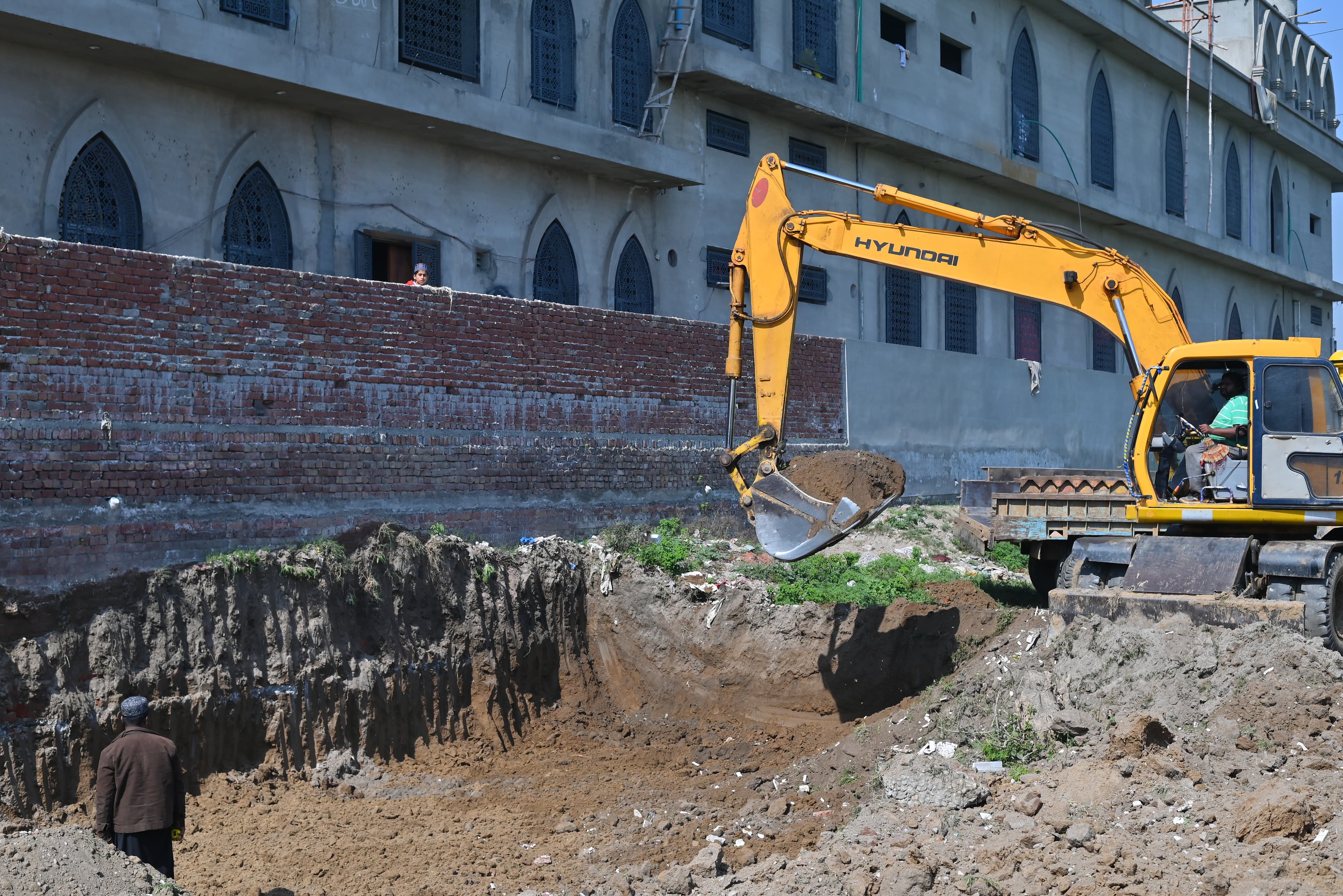 تاج الشریعہ بلاک - 4